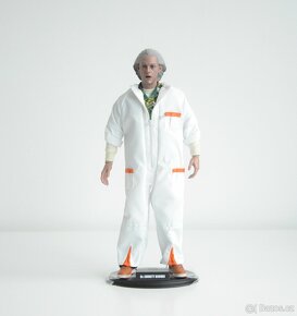Hot Toys Back To The Future Doc Emmett Brown MMS 610 - 4