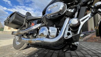 Honda VT750DC Black Widow - 4