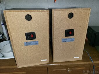 Prodám reproboxy - Universum - VTCF- 4617, 60watt / 200 watt - 4