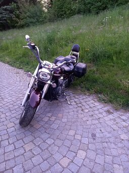 Yamaha XVS 1300 - 4