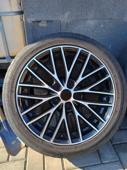 Litá kola Borbet 22545 R17 s letními pneu. Audi A3 - 4
