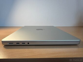 MacBook Pro 14'' 2021 / M1 Pro / 16GB / 512GB SSD - 4