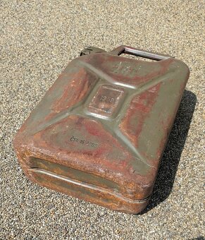 20lt kanystr 1959 do veterána

 - 4