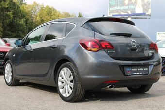 Opel Astra 1,4 T NOVÉ V ČR,1.MAJITEL,2010 - 4