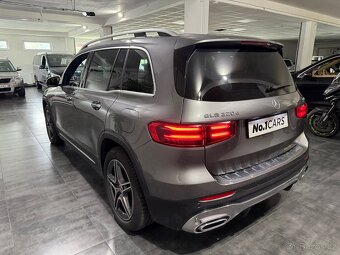 Mercedes-Benz GLB 2,0 220D 4M AMG 360 ČR 1.MAJ - 4
