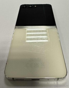 Samsung Galaxy Z Flip 5 256GB Cream - 4