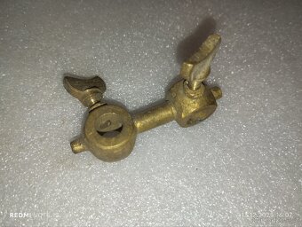 Staré mosazné pípy na pivo + příslušenství - 4