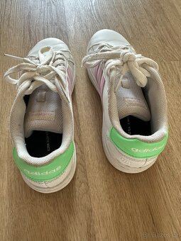 Kožené boty Adidas, vel. 35 - 4