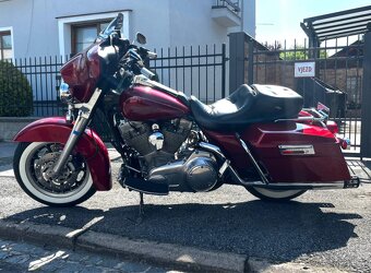 Harley - Davidson, červená Electra Glide Standard 88´ inch. - 4