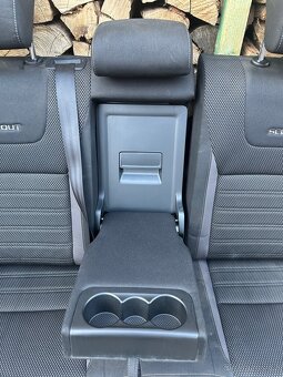 Kompletní sada sedaček Škoda Octavia Scaut - 4