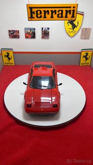 Ferrari 328 GTB 1:18 Kyosho - 4