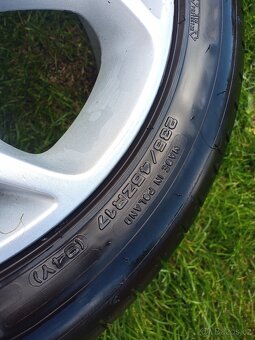 Originální litá kola Ford 17" + letní pneumatiky Dunlop Spo - 4