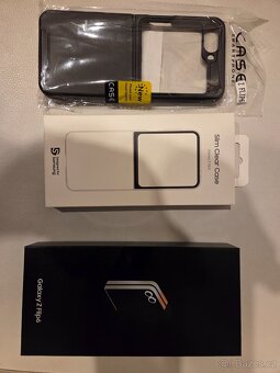 SAMSUNG Z FLIP 6 Záruka 12/2026 - 4