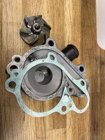 vodní pumpa YZ 125/2004 - 4