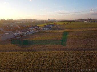 stavební/pozemek/Mělník-Velký Borek - 4