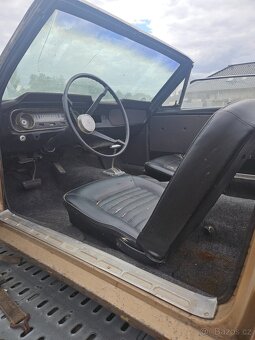 Ford Mustang V8 Cabriolet - 4