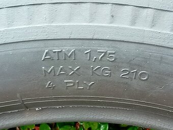 Historické pneu 4,00 – 15 - 4