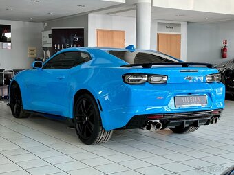 Chevrolet Camaro - 4