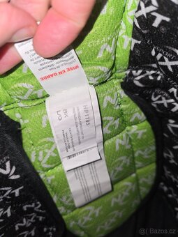 Hokejová výstroj - 4