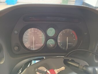 Honda Pan European ST1100 - 4