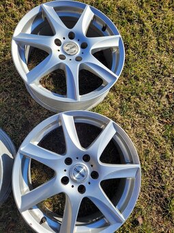 ALU disky Enzo W, R17, 5x114,3 - 4
