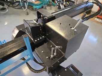 Štípací automat 50T/1.100mm, Briggs&Stratton - 4
