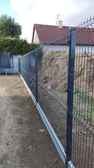Betonové a drátěné ploty - 4