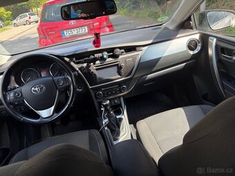 Toyota auris 1.4 D4D - 4