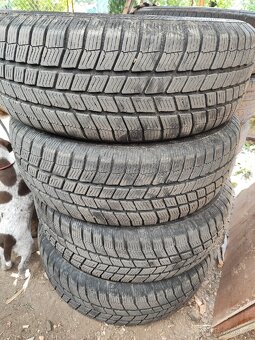 Prodám letní a zimní sadu pneu 235/70 r16 - 4