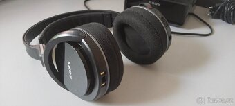 prodám radiofrekvenční sluchátka SONY - 4