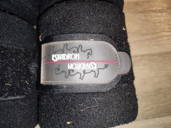 Černé bandáže Eskadron - 4