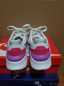 Prodám úplně nové botasky NIKE Air Max v.39 a v.40 - 4
