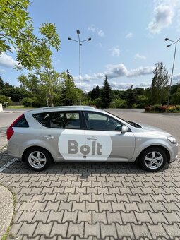 Prodám auto KIA CEED - 4