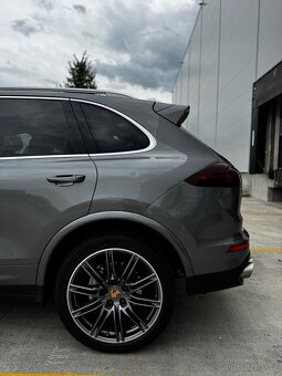 Porsche Cayenne S V8 diesel, 135t km, tažné 3500kg - 4
