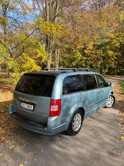 Chrysler Grand Voyager, 2.8 CRD Limited, 120kW, 7 míst - 4