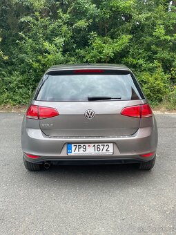 Volkswagen Golf VII hatchback - 4