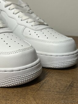 Nike Air Force 1 - 4
