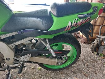 Kawasaki Ninja ZX-6R - 4