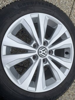 Zimní alu kola VW Golf VII originál R16 5x112 205/55/R16 - 4