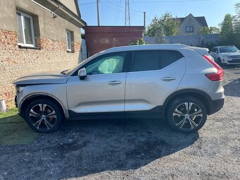 Volvo XC40 T5 Inscrption AWD automat 2.0i 182kw, r.2019, DPH - 4
