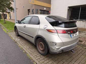 Honda Civic 1.8 Vtec - 4