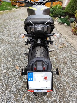 Yamaha MT 09 - 4