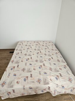 Rozkládací gauč - 4