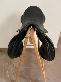 UNIVERZALNI SEDLO BARNSBY POSEDLI 17 KOMORA do “U” 3 - 4