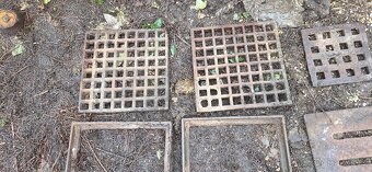 Litinové poklopy na kanál + rámečky + kryty - 4