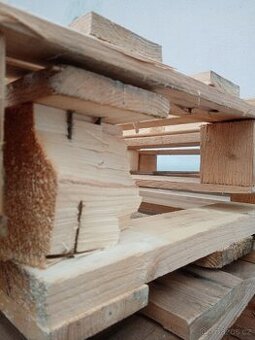 Dřevěné standardní palety  120 x 80cm, použité. - 4