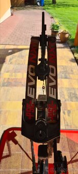 Kladkový luk PSE EVO NXT 31 LH - 4