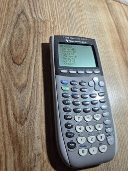Grafický kalkulátor Ti-84 plus + púzdro - 4