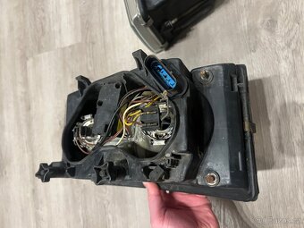 Prodám přední světlomety Iveco daily - 4