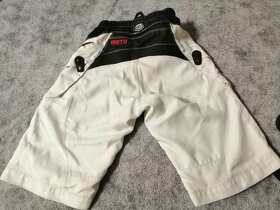 Enduro kalhoty kraťasy Adult 30, barva krémová, v pořádku. P - 4